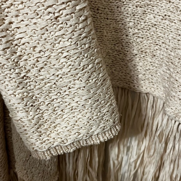 BCGB Maxaria XS sweater fringe coverup - Picture 3 of 7